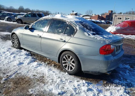 2007 BMW 328I z USA, uszkodzony, nr VIN WBAVA335X7PG53416
